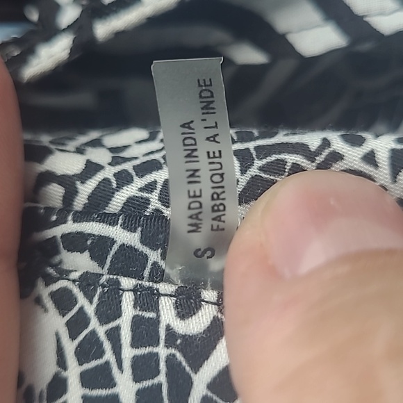 Robert Graham Valentina Tunic black and white print Size Small - Picture 14 of 14